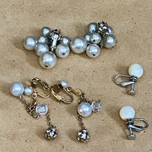 Lot of 3 Vintage Pearl Rhinestone Moonglow Clip-On Earrings Dangle Cluster - Picture 7 of 11